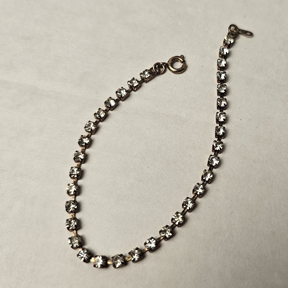 Womens Diamond Bracelet ☆☆ Lobster Clasp  ☆ Tarnished ☆ Vintage 2001